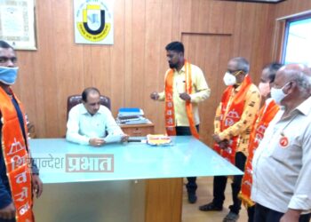 शिवाजीनगर पटेलवाडी येथील रस्ता दुरुस्ती संदर्भात निवेदन