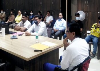 डॉ.उल्हास पाटील वैद्यकीय महाविद्यालयात विद्यार्थ्यांसह पालकांचे समुपदेशन