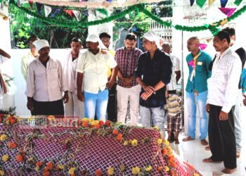 उरूस निमित्त कजगावात पीरबाबांची चादर मिरवणूक