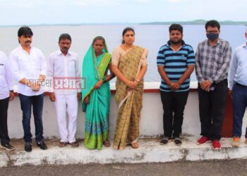 वाघूर धरणाचे जलपूजन तांबे दाम्पत्याच्या हस्ते संपन्न