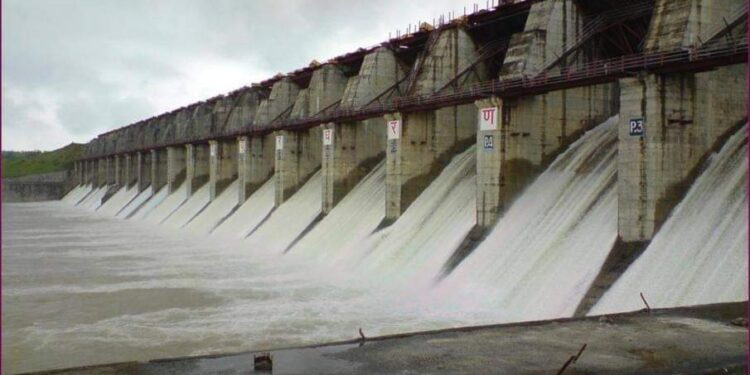 वाघूर नदीकाठच्या गावातील नागरिकांना सतर्कतेचे आवाहन