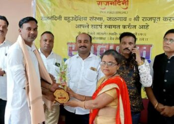 राज्यस्तरीय आदर्श शिक्षक पुरस्कार 2020-21 ने मनोज भालेराव सन्मानित