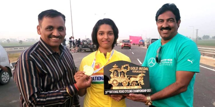 स्नेहल माळीला राष्ट्रीय सायकलिंग अजिंक्यपद स्पर्धेत सुवर्णपदक
