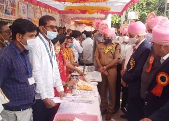 स्वातंत्र्याच्या अमृत महोत्सवानिमित्त शासकीय योजनांचा माहिती मेळावा