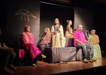 धुळ्यात परिवर्तनच्या नाटकांचा महोत्सव