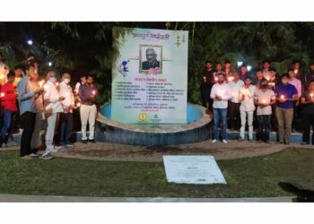 जनरल बिपीन रावत व सहकारी शहिदांना जळगावकरांनी वाहिली आदरांजली