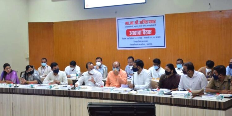 ओमायक्रॉन विषाणू संसर्गावर मात करण्यासाठी लसीकरणाला गती द्या – उपमुख्यमंत्री अजित पवार