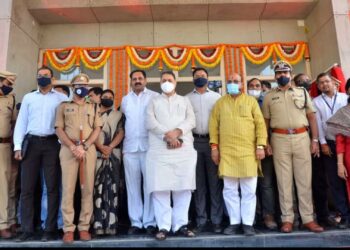 नागरिकांच्या समस्या सोडविण्यास पोलिसांनी प्राधान्य द्यावे – गृहमंत्री दिलीप वळसे पाटील