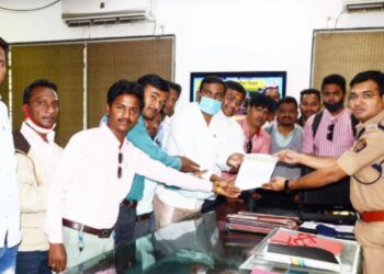 पत्रकाराला धमकी दिल्याप्रकरणी महाराष्ट्र राज्य पत्रकार संघातर्फे पोलीस अधीक्षक यांना निवेदन