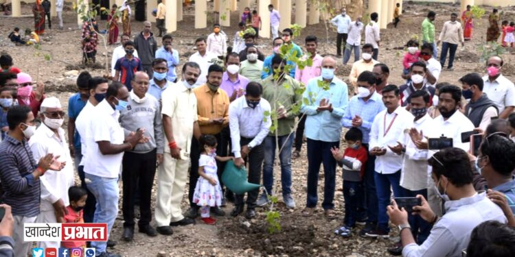 लोकसहभागातुन जळगावला हरित शहर करूया – पोलीस अधिक्षक डॉ. प्रविण मुंडे