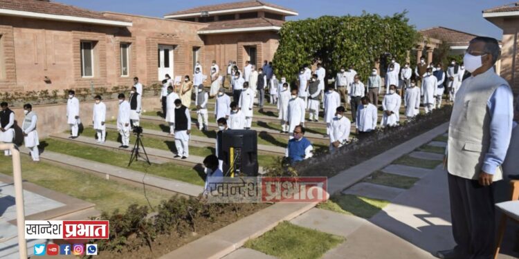 गांधी रिसर्च फाऊंडेशनतर्फे महात्मा गांधीजींना प्रार्थना सभेतून भावांजली