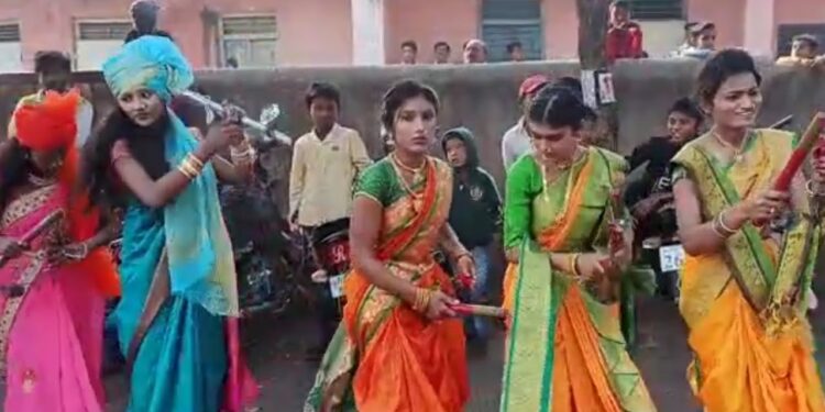 वसंतनगर आश्रम शाळेत सावित्रीबाई फुले जयंती उत्साहात VIDEO