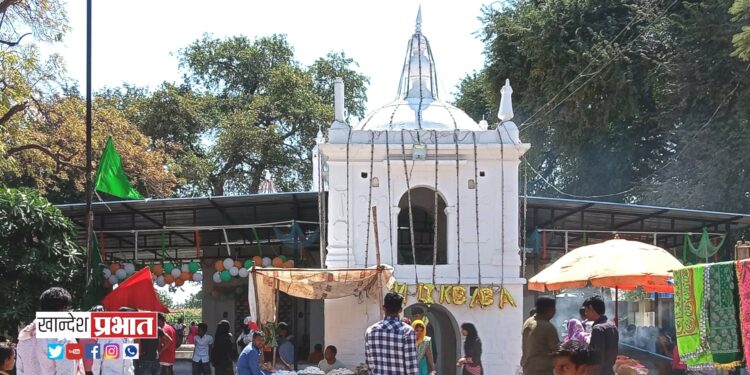 लोन पिराचे येथे हजरत गैबनशाह बाबाचा संदल उरूस संपन्न