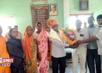 ग्रामसेवक हा शासन व गाव यांच्यातील समन्वय साधणारे पद – घन:श्याम टाक