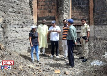 अंबरझरा तलावाच्या गेटची आयुक्त डॉ. विद्या गायकवाड यांनी केली पाहणी