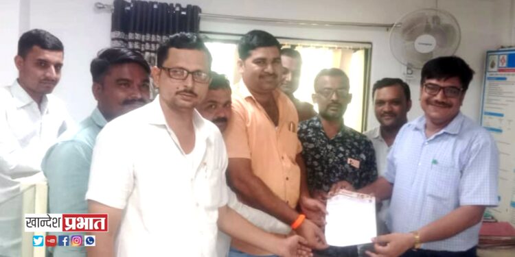 सेंट्रल बँकेत कर्मचारी वाढवण्यासाठी ग्रामस्थांची मागणी