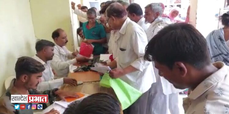 भादली येथे काँग्रेसतर्फे रेशन कार्ड शिबीर