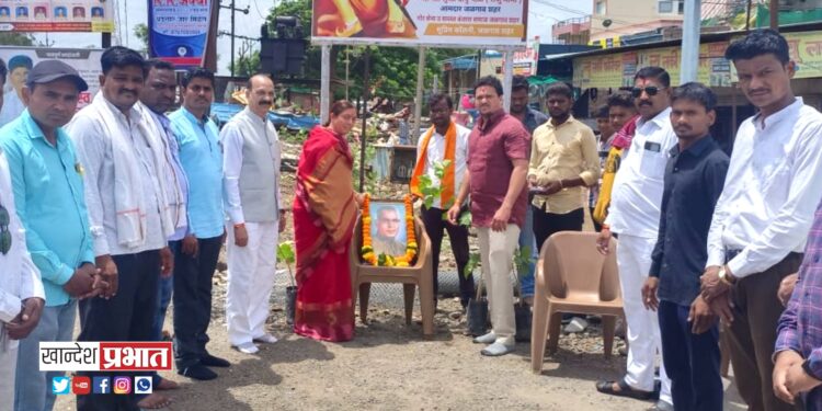 गोर सेना संघटनेतर्फे वसंतराव नाईक यांच्या जयंतीनिमित्त वृक्षारोपण