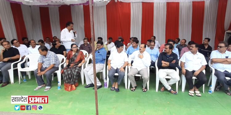 विक्रांतचा जीव घेणाऱ्यांच्या अटकेसाठी धरणे आंदोलन