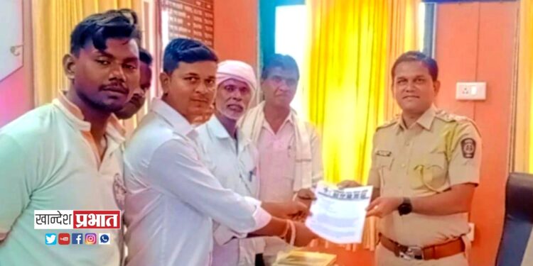 दसऱ्याच्या दिवशी होणारे रावण दहन थांबवा ; आदिवासी एकता परिषदेची मागणी