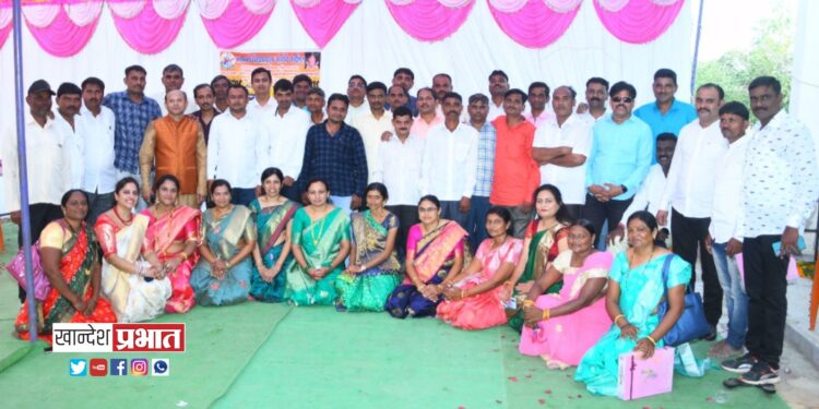 सव्वीस वर्षांनंतर राज्यभरातील मित्र आले एकत्र