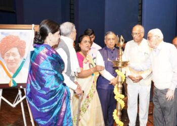 अनुभूतीच्या विद्यार्थ्यांना परिस्थितीचे भान देणारे शिक्षण.. – डॉ. भालचंद्र नेमाडे