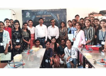 पी.जी.महाविद्यालयात स्वच्छ भारत मिशनमध्ये तरुणांची भूमिका विषयावर स्पर्धा