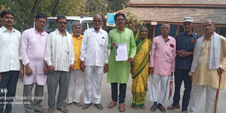 शासनाच्या कोविड आर्थिक मदत योजने पासुन जिल्ह्यातील लोककलावंत वंचीत