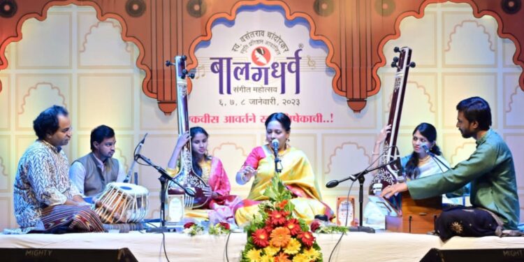 स्वरोत्सवात सहगायनातुन रसिक तृप्त; बालगंधर्व संगीत महोत्सवाचा समारोप