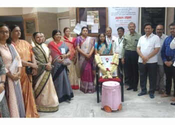 महापौरांच्या हस्ते संत सेवालाल महाराज जयंतीनिमित्त प्रतिमेला माल्यार्पण