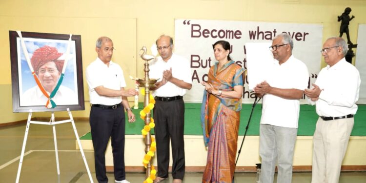 अनुभूती निवासी स्कूलमध्ये राष्ट्रीय विज्ञान दिन उत्साहात