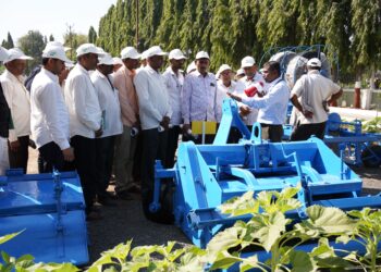 जैन इरिगेशनचा कृषी तंत्रज्ञान आणि संशोधन अभ्यास दौरा