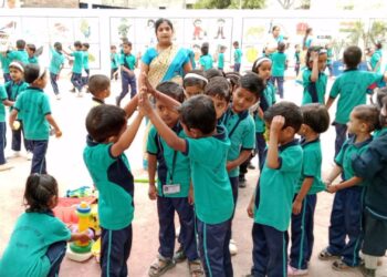 श्री संत ज्ञानेश्वर विद्यालयात विद्यार्थ्यांनी घेतले मैदानी खेळांचे प्रशिक्षण