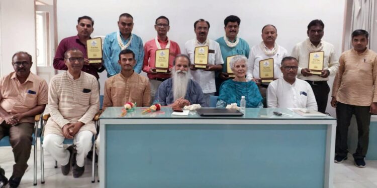 ‘सत्य’ जाणून घेण्यासाठी प्रयोग करणे आवश्यक.. – बरूण मित्रा