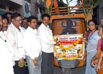 निर्माल्य आता घंटागाडीत नव्हे तर निर्माल्य संकलन वाहनात द्या