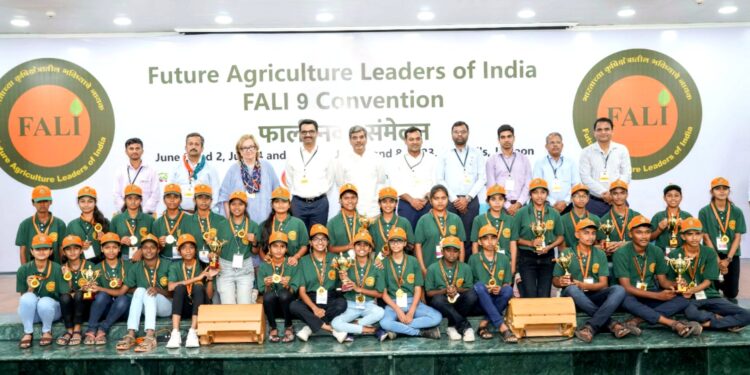 फालीच्या माध्यमातून शेतीला प्रतिष्ठा – अतुल जैन