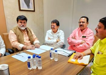 दलित वस्तीतील रस्त्यांच्या कामांसाठी ५ कोटी निधी मंजूर