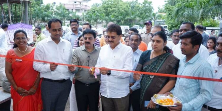 रानभाजी महोत्सवाला उत्स्फूर्त प्रतिसाद, आमदारांनी केले उपक्रमाचे कौतुक