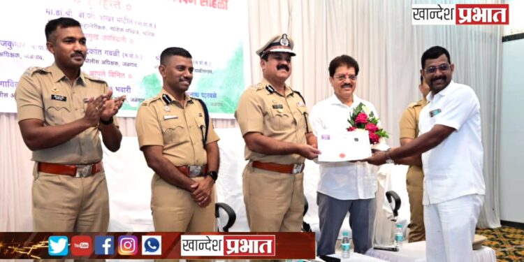 सामाजिक सेवेसाठी प्रशांत नाईक यांचा सन्मान