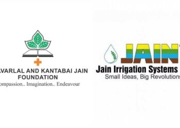 शिवमहापुराण कथास्थळी ८०,५०० ‘स्नेहाची शिदोरी’ वाटप