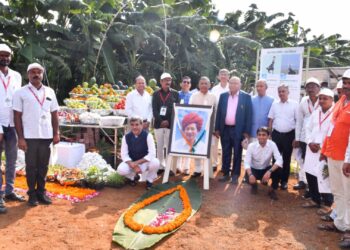 शेतकऱ्यांसाठीच्या ‘हायटेक शेतीचा नवा हुंकार’ संकल्पनेचा शुभारंभ