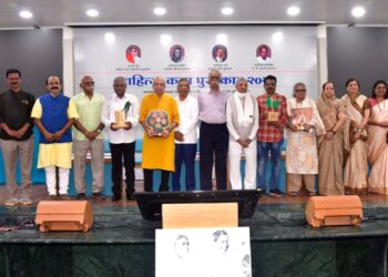 साहित्यिकांनी ‘टुल किट’ सारखे काम करावे- डॉ. भालचंद्र नेमाडे