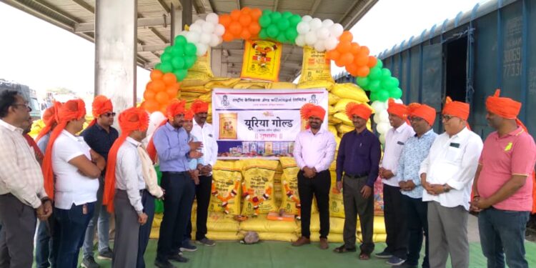 युरिया गोल्डचे भारतातील पहिल्या रॅकचे जल्लोषात स्वागत