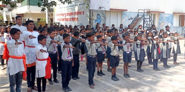 श्री संत ज्ञानेश्वर विद्यालायातर्फे कर्करोग जनजागृती