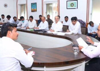 केळी पीक विमा अपील पात्र प्रस्तावावर कार्यवाही करण्याचे जिल्हाधिकारी यांचे निर्देश