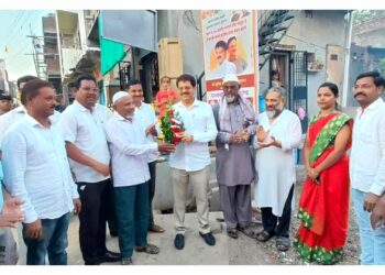 पिंप्राळा परिसरात विविध ठिकाणी रस्त्यांच्या कामाचे भूमिपूजन संपन्न