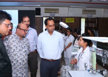 जळगावात आईच्या दुधाची पहिली बँक