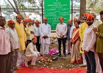 इंद्रप्रस्थनगर मधील खुल्याजागेत सुशोभीकरण कामाचे भूमिपूजन