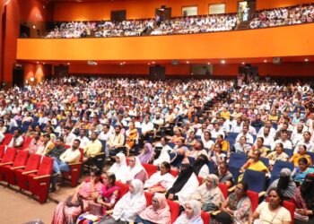 जळगाव विधानसभा मतदारसंघातील कर्मचाऱ्यांनी घेतले लोकसभा निवडणुकीचे प्रशिक्षण