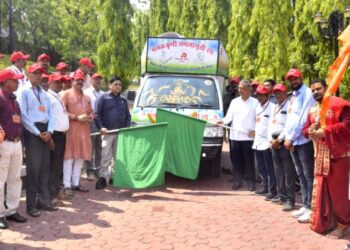 जैन हिल्स येथून शेतकरी जनजागृती रथ उपक्रमास आरंभ